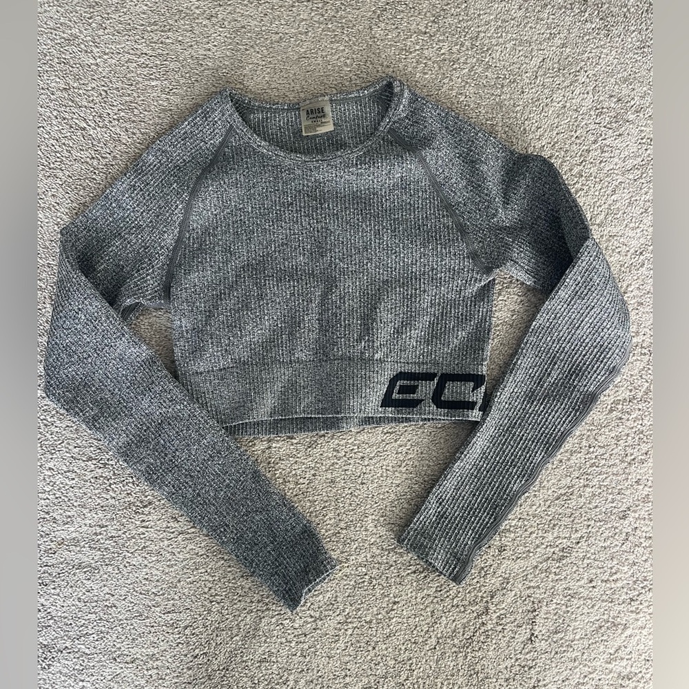 Long sleeve work out top